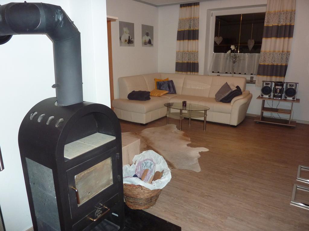 Ferienwohnung Mit Blick Auf Die Buchensteinwand Hochfilzen Luaran gambar